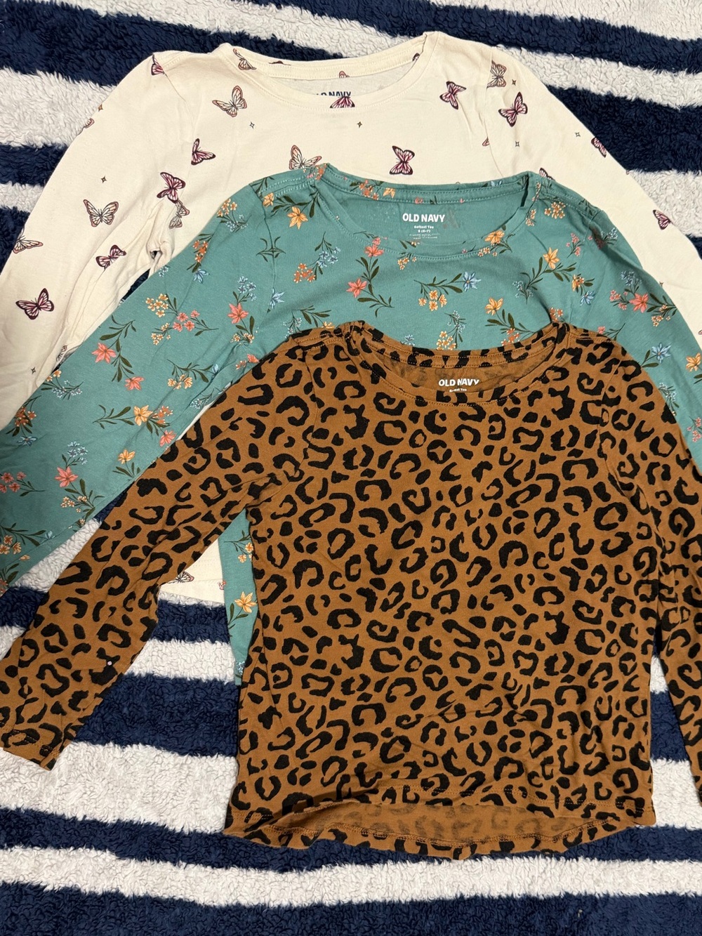 Old Navy Girls Long Sleeves Shirt Set of 3